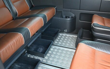 Volkswagen Multivan T5, 2012 год, 2 499 000 рублей, 26 фотография