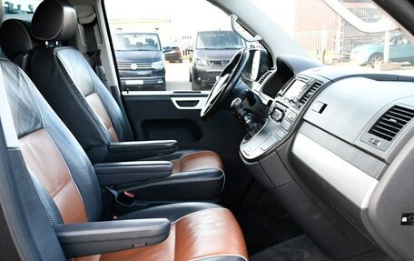 Volkswagen Multivan T5, 2012 год, 2 499 000 рублей, 21 фотография
