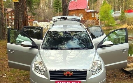 Geely Emgrand X7 I, 2015 год, 900 000 рублей, 9 фотография