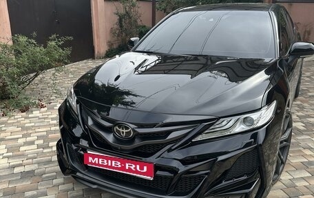 Toyota Camry, 2019 год, 4 300 000 рублей, 2 фотография
