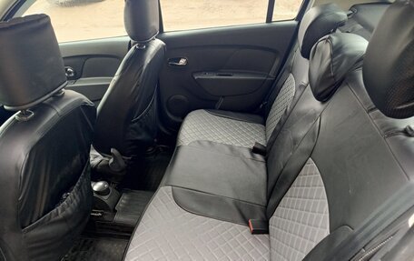 Renault Logan II, 2014 год, 670 000 рублей, 2 фотография