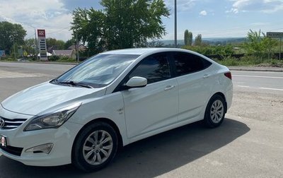 Hyundai Solaris II рестайлинг, 2015 год, 970 000 рублей, 1 фотография