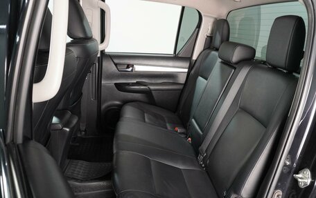 Toyota Hilux VIII, 2019 год, 3 599 000 рублей, 9 фотография