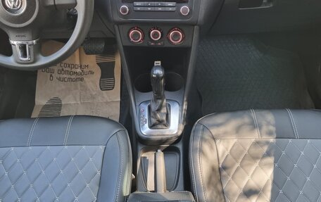 Volkswagen Polo VI (EU Market), 2011 год, 820 000 рублей, 25 фотография