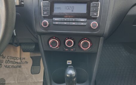 Volkswagen Polo VI (EU Market), 2011 год, 820 000 рублей, 28 фотография