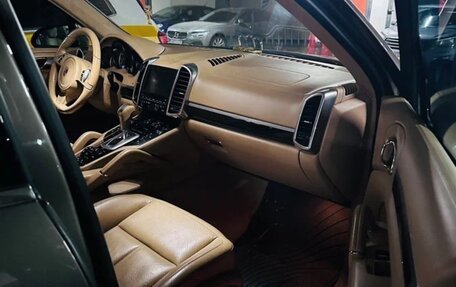 Porsche Cayenne III, 2013 год, 2 375 000 рублей, 7 фотография