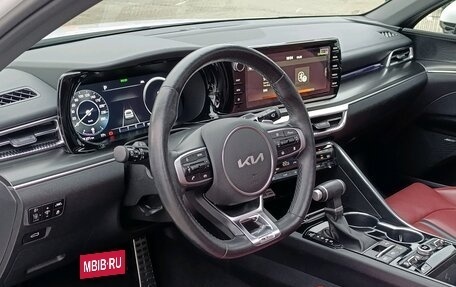 KIA K5, 2023 год, 3 600 000 рублей, 15 фотография