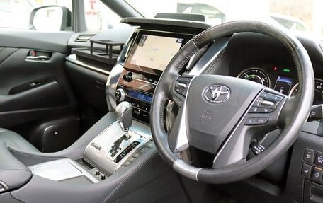 Toyota Alphard III, 2021 год, 3 567 000 рублей, 13 фотография