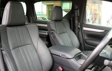 Toyota Alphard III, 2021 год, 3 567 000 рублей, 14 фотография