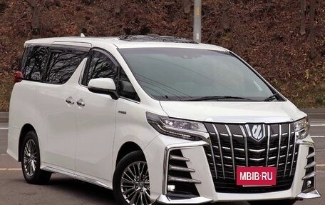Toyota Alphard III, 2021 год, 3 567 000 рублей, 10 фотография