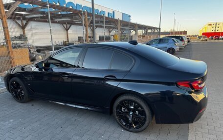 BMW 5 серия, 2021 год, 4 800 000 рублей, 4 фотография