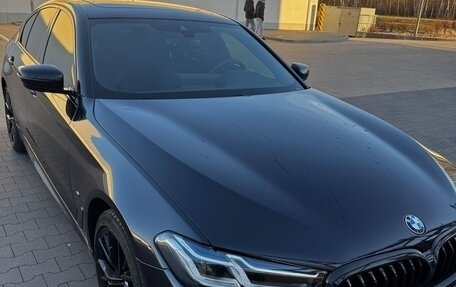 BMW 5 серия, 2021 год, 4 800 000 рублей, 2 фотография