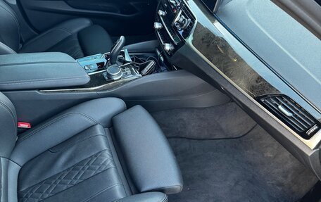 BMW 5 серия, 2021 год, 4 800 000 рублей, 8 фотография