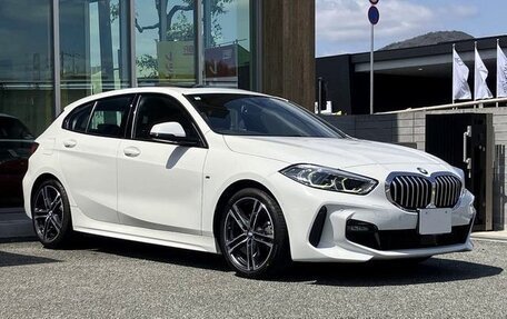 BMW 1 серия, 2021 год, 1 452 000 рублей, 5 фотография