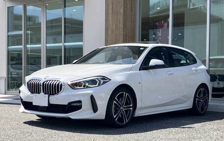 BMW 1 серия, 2021 год, 1 452 000 рублей, 2 фотография