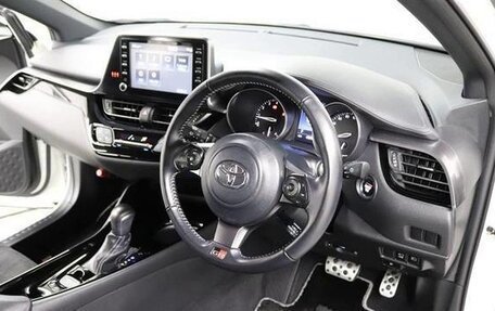 Toyota C-HR I рестайлинг, 2021 год, 1 567 000 рублей, 11 фотография