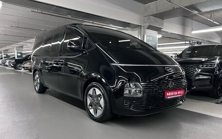 Hyundai Staria, 2021 год, 2 850 000 рублей, 1 фотография