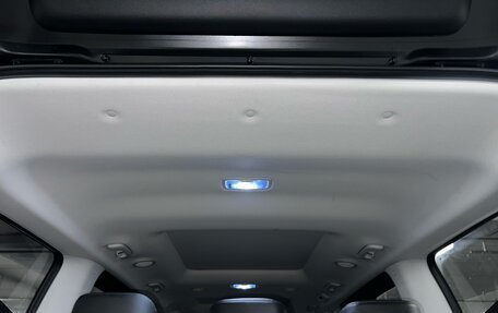 Hyundai Staria, 2021 год, 2 850 000 рублей, 11 фотография