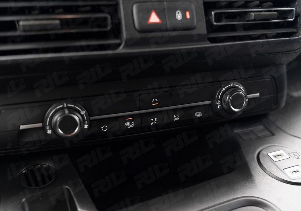 Fiat Doblo, 2024 год, 4 100 000 рублей, 18 фотография