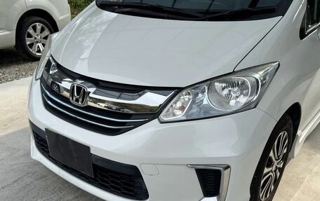 Honda Freed I, 2014 год, 726 000 рублей, 2 фотография
