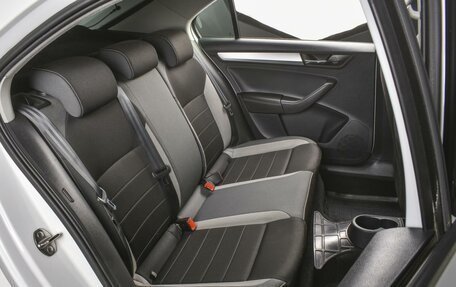 Skoda Rapid I, 2017 год, 1 425 000 рублей, 7 фотография