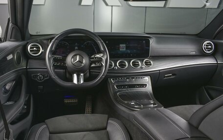 Mercedes-Benz E-Класс, 2022 год, 6 480 000 рублей, 6 фотография