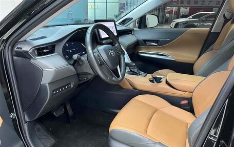 Toyota Venza, 2022 год, 3 699 000 рублей, 7 фотография