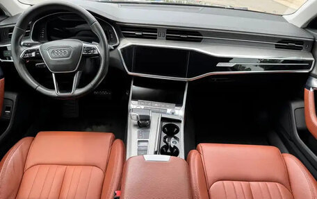 Audi A6, 2020 год, 2 500 000 рублей, 6 фотография