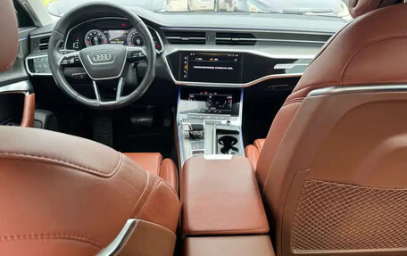 Audi A6, 2020 год, 2 500 000 рублей, 7 фотография