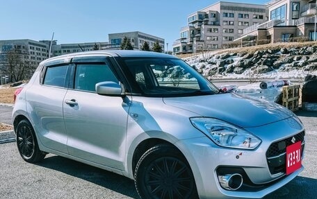 Suzuki Swift V, 2019 год, 900 000 рублей, 3 фотография