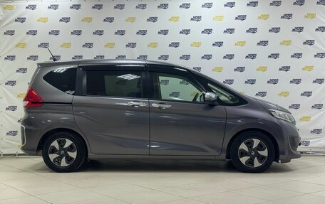 Honda Freed II, 2017 год, 1 641 000 рублей, 8 фотография