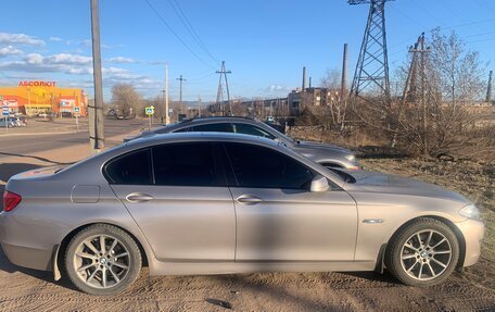 BMW 5 серия, 2010 год, 1 950 000 рублей, 3 фотография