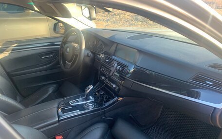 BMW 5 серия, 2010 год, 1 950 000 рублей, 5 фотография