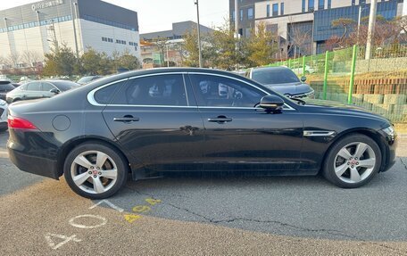 Jaguar XF II, 2018 год, 1 380 000 рублей, 11 фотография