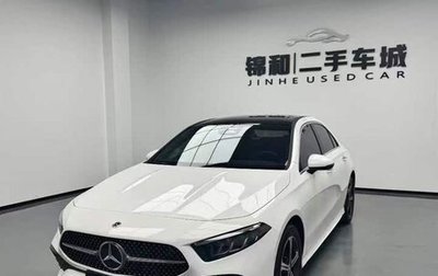 Mercedes-Benz A-Класс, 2022 год, 2 100 000 рублей, 1 фотография