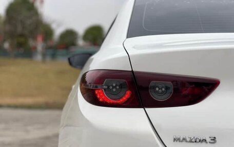 Mazda 3, 2021 год, 1 350 000 рублей, 9 фотография