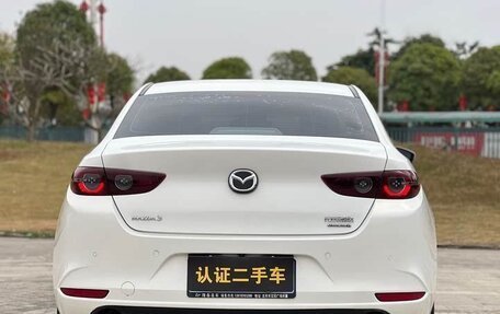 Mazda 3, 2021 год, 1 350 000 рублей, 5 фотография