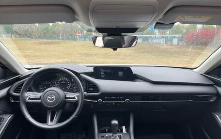 Mazda 3, 2021 год, 1 350 000 рублей, 10 фотография
