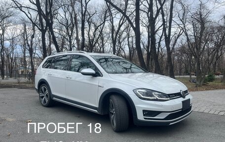 Volkswagen Golf VII, 2018 год, 2 650 000 рублей, 1 фотография