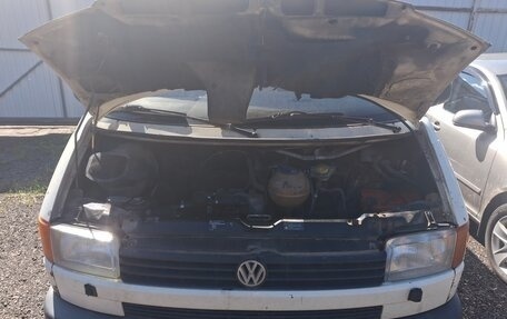 Volkswagen Caravelle T4, 1998 год, 750 000 рублей, 10 фотография