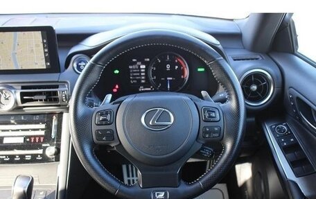 Lexus IS III, 2021 год, 2 990 099 рублей, 10 фотография