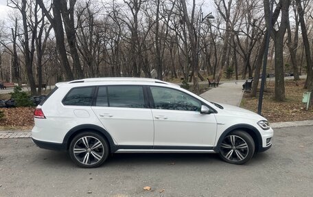 Volkswagen Golf VII, 2018 год, 2 650 000 рублей, 2 фотография