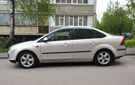 Ford Focus II рестайлинг, 2005 год, 520 000 рублей, 3 фотография