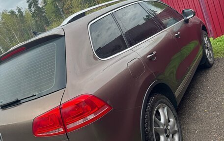 Volkswagen Touareg III, 2012 год, 1 970 000 рублей, 4 фотография