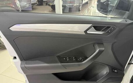 Volkswagen T-Roc I, 2022 год, 1 745 000 рублей, 14 фотография