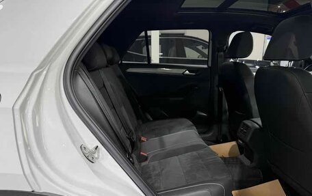 Volkswagen T-Roc I, 2022 год, 1 745 000 рублей, 12 фотография