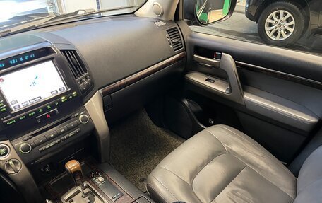 Toyota Land Cruiser 200, 2008 год, 2 850 000 рублей, 23 фотография