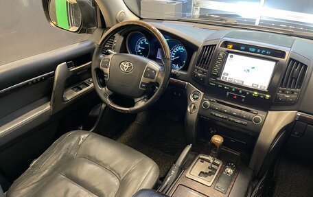 Toyota Land Cruiser 200, 2008 год, 2 850 000 рублей, 20 фотография