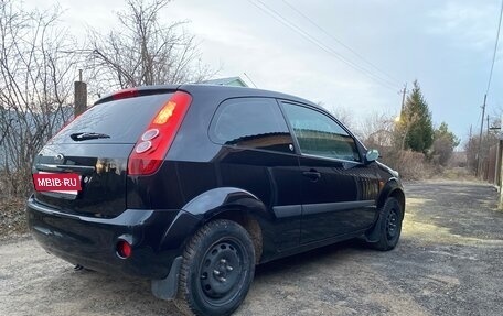Ford Fiesta, 2007 год, 390 000 рублей, 2 фотография
