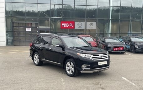 Toyota Highlander III, 2012 год, 2 100 000 рублей, 2 фотография